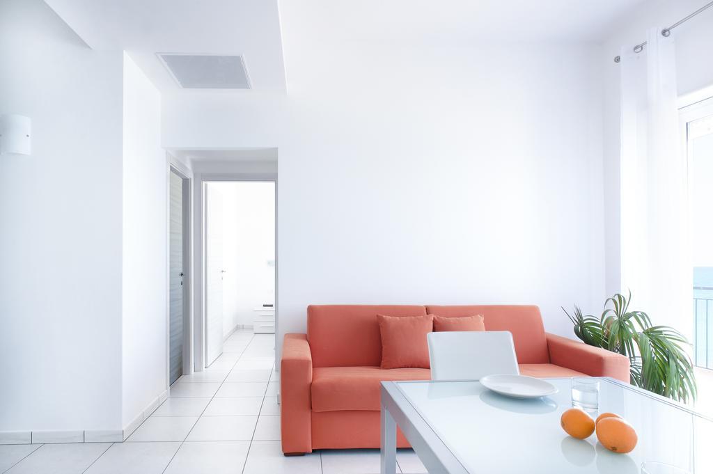 Vuelle Residence Apartments Capo dʼOrlando Zimmer foto